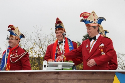 Schlüsselübergabe an der Feuerwehr_25