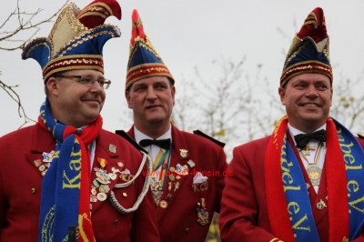 Schlüsselübergabe an der Feuerwehr_50