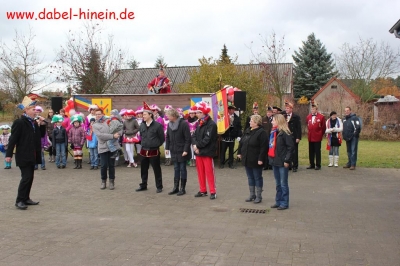 Schlüsselübergabe _48