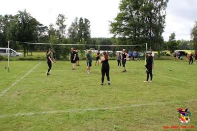 Volleyball und Beachparty_100