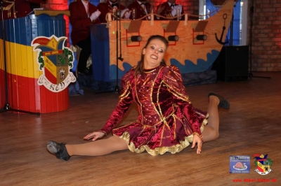 25. Eisbeinessen der Eisbeinrepublik_180